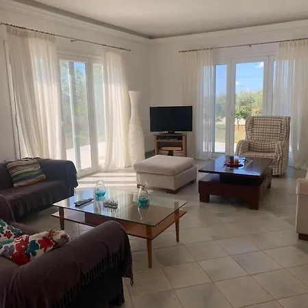 فيلة - Monemvasia Municipality *